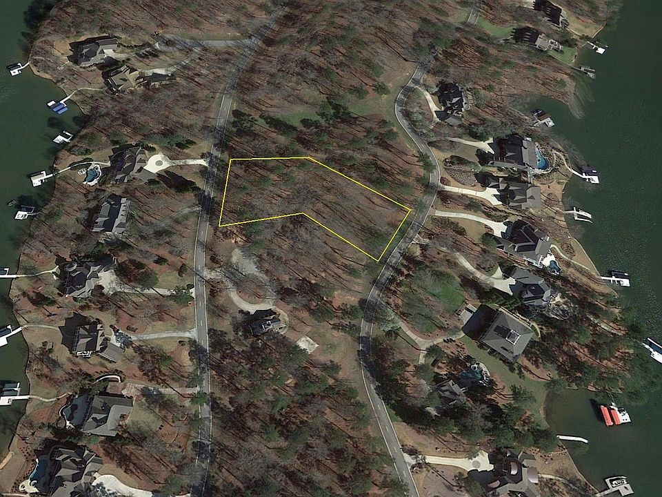 1st image of 1590 Lighthouse Cir