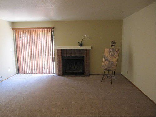 3rd image of 2636 Teal Ln