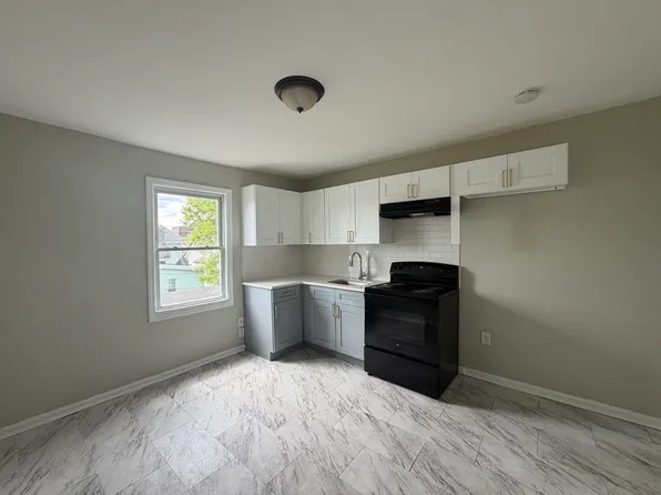 176 Scheerer Ave, Newark, NJ