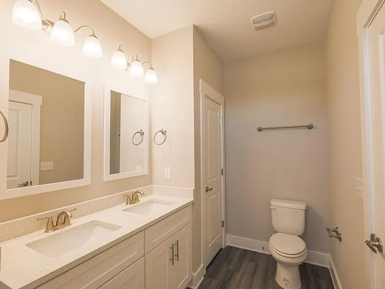 328 Date Palm Ln — Photo 18
