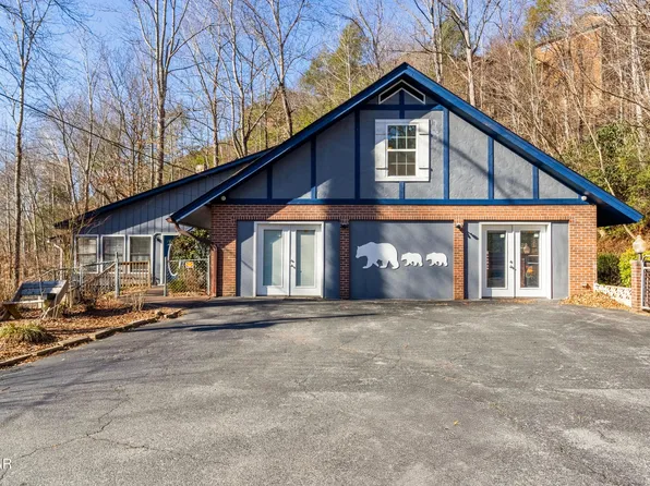 751 Ridge Rd, Gatlinburg, TN 37738