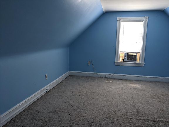 Upstairs Bedroom (1)