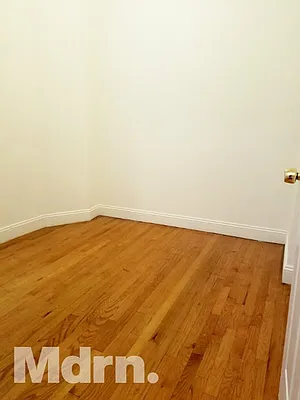 Rented by Mdrn Residential | media 11