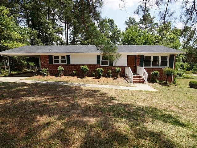 1st image of 2709 Landis Dr