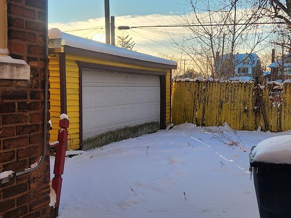 3rd image of 12609 Santa Rosa Dr