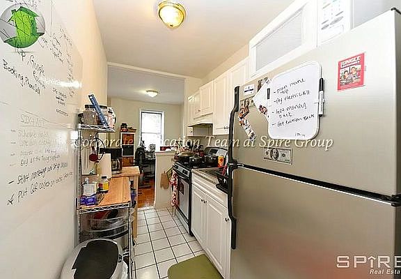 5th image of 3091 Crescent St APT 1E