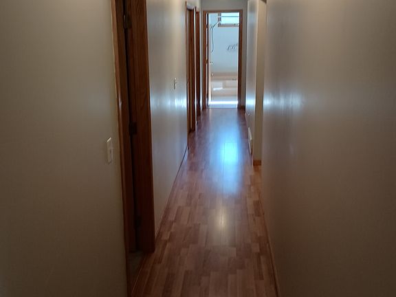 3rd image of 16137 Robbins Rd