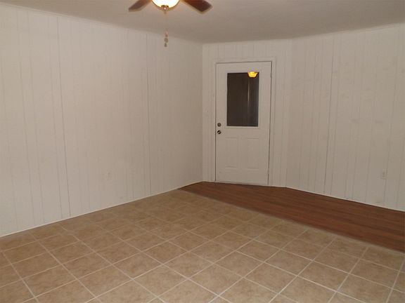 Living Room & Entrance