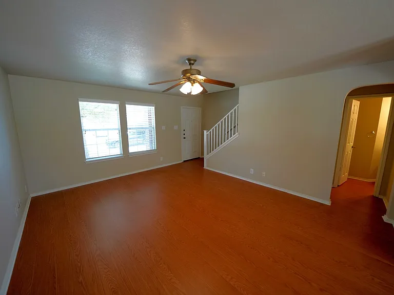 117 Angus Way — Photo 6