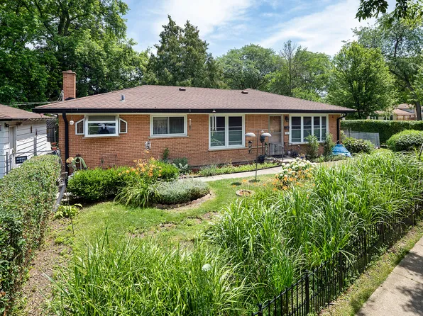 50 Glenview Rd, Glenview, IL 60025