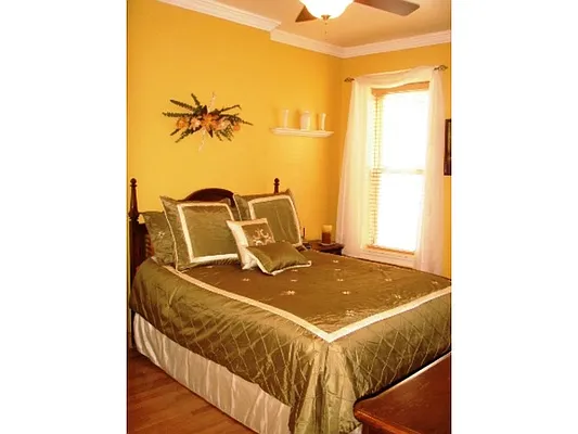 Rented by Aclawrence | media 44