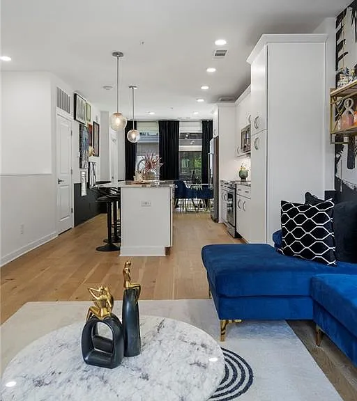 371 Pratt Dr SE #207 — Photo 32