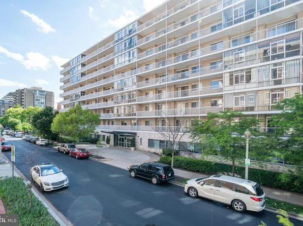 730 24th St NW APT 801, Washington, DC 20037