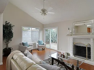 5318 Sigrid Way — Photo 4