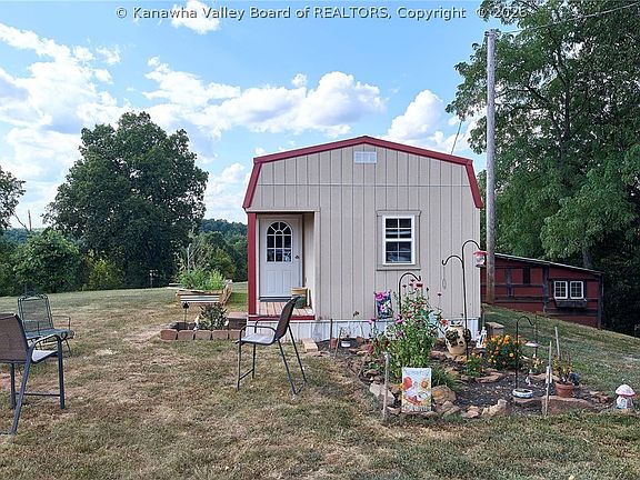 5th image of 4578 Barton Chapel Rd