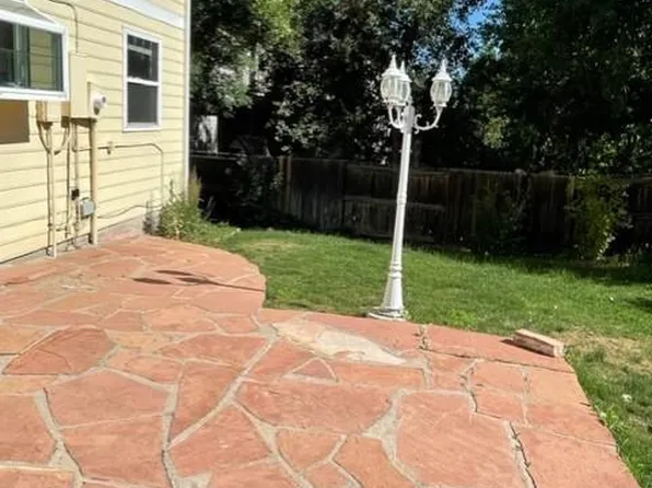 8046 S Logan Dr, Littleton, CO 80122