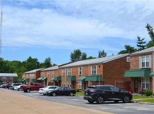 3605 Vescovo Dr, Saint Louis, MO 63125