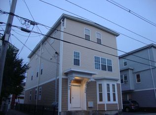 82 Sutton St APT 1, Providence, RI 02903