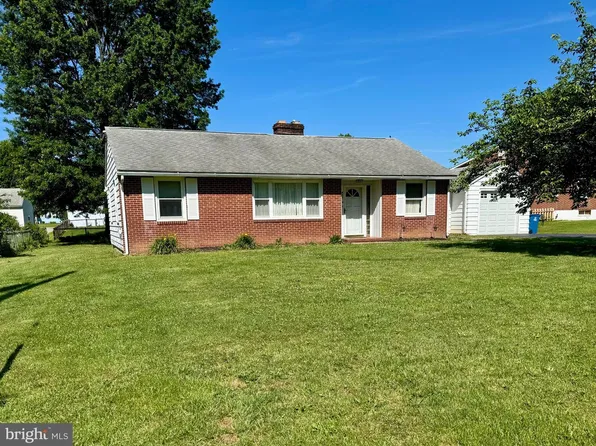 402 Park Pl, Elkton, MD 21921
