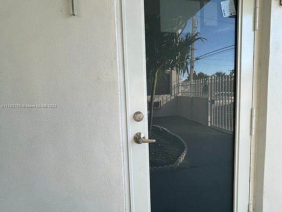 5th image of 8501 Crespi Blvd APT 1
