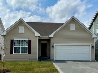 3279 River Breeze Dr, Saint Charles, MO 63301