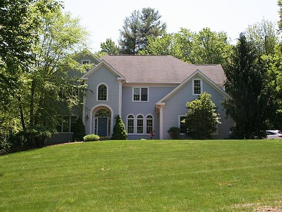 2nd image of 243 Cranbrook Dr