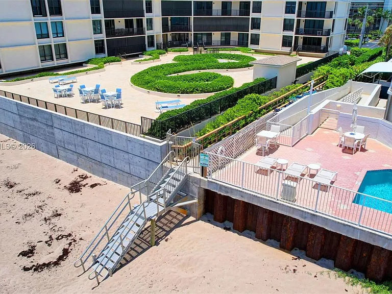 3605 S Ocean Blvd #206 — Photo 30