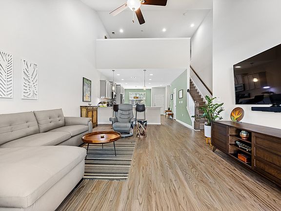 2nd image of 400 Camberly Dr. #A