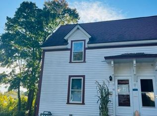 45 Beacon St, Woburn, MA 01801