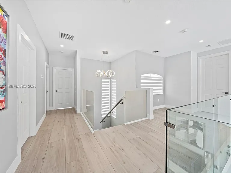 18742 SW 55th St — Photo 19