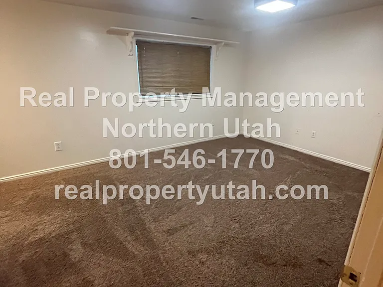 1651 W 1290 N — Photo 12