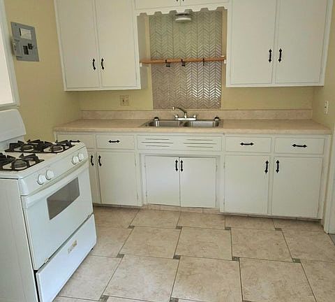 4th image of 616 Shady Ln #1
