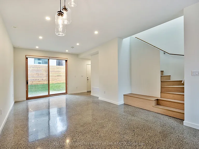 37 Margueretta St #LANEWAY — Photo 9