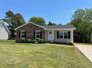 3407 Oak Park Dr, Clarksville, TN 37042