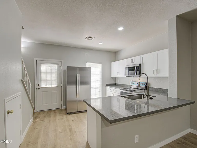 1600 N Saba St #169 — Photo 7