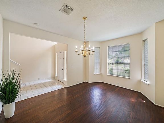 3rd image of 11011 Hunting Path Ct