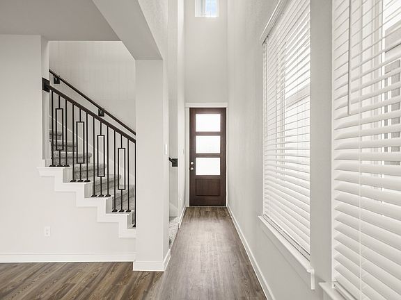 3rd image of 2942 Park Hill Ln