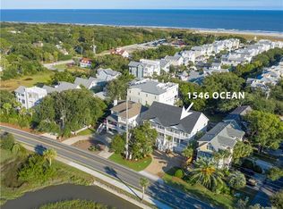 1546 Ocean Blvd, Saint Simons Island, GA 31522