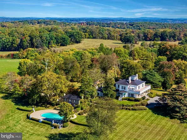 1610 Delaplane Grade Rd, Upperville, VA 20184