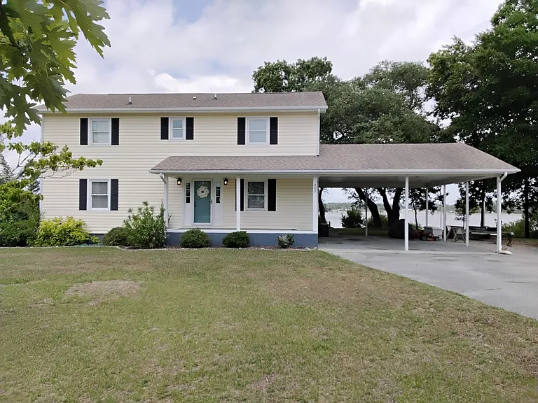 482 Vfw Rd — Photo 1