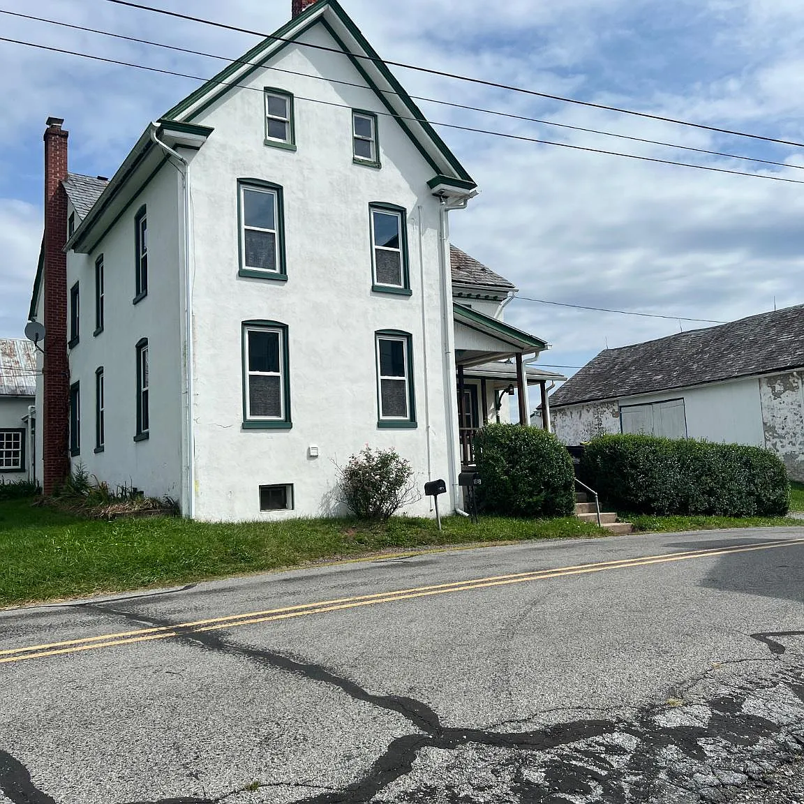 1 bed, 1.0 bath, 1000 sqft, $1,100 — Photo 3