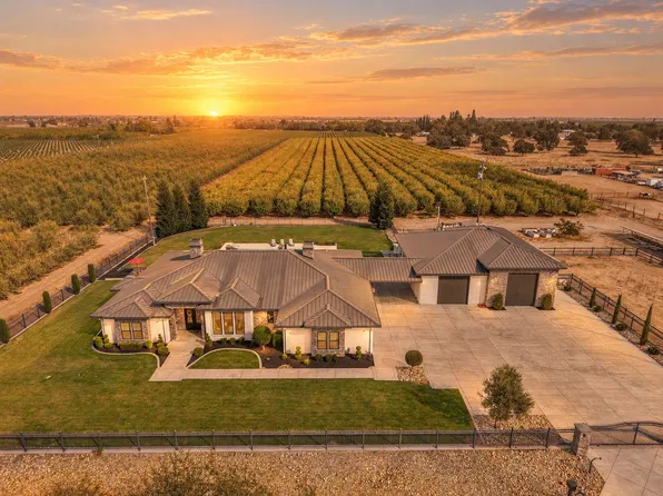 15800 N Tretheway Rd, Lodi, CA 95240