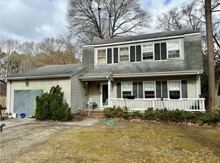 6945 Emerson Ln, Hayes, VA 23072