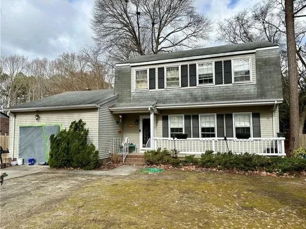 6945 Emerson Ln, Hayes, VA 23072