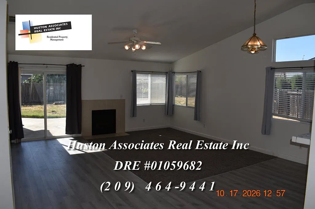 4239 Felicitia Ct — Photo 2