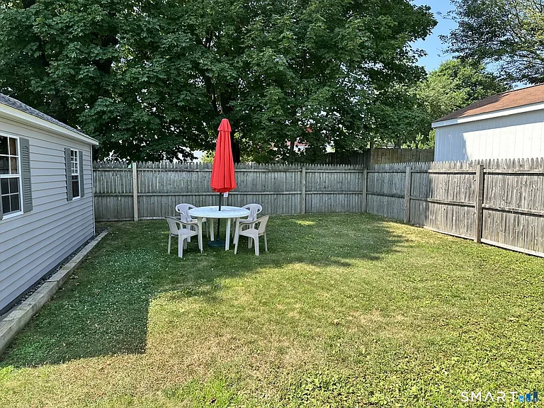 128 Grove Pl — Photo 24