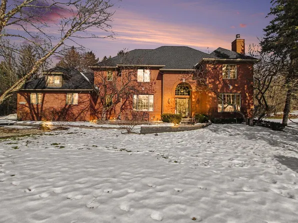 4800 Gullane Dr, Ann Arbor, MI 48103
