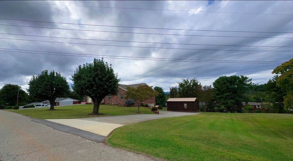3459 Beaver Rd - Property Image