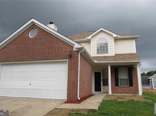 5901 Ravensway Dr, Lithonia, GA 30058