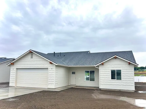 937 Sierra St, Vale, OR 97918